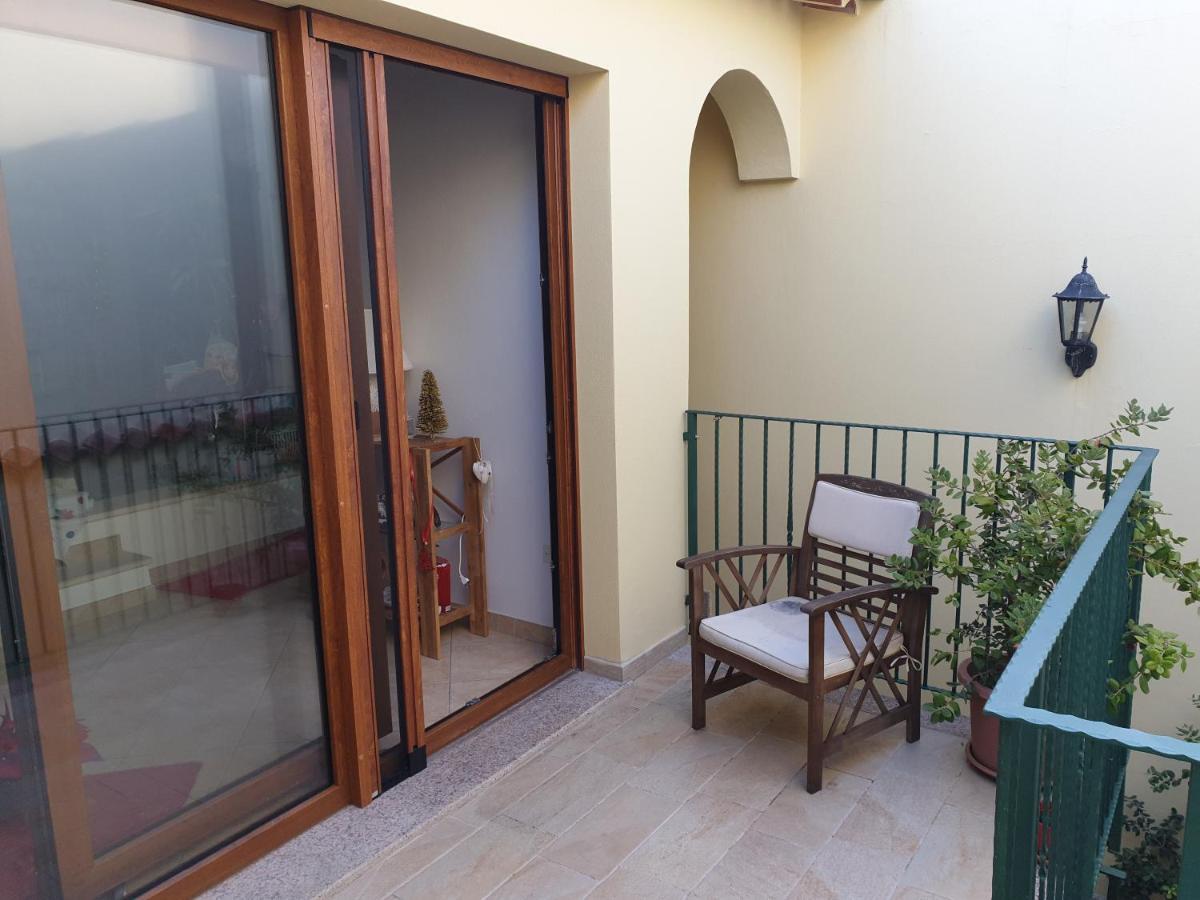 La Casa Di Sara Villa พูลา ภายนอก รูปภาพ